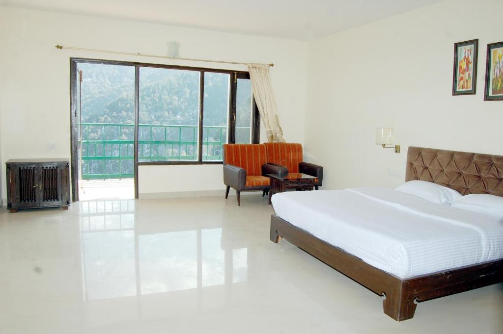 Natureraga Fernhill Resort Chail Dış mekan fotoğraf
