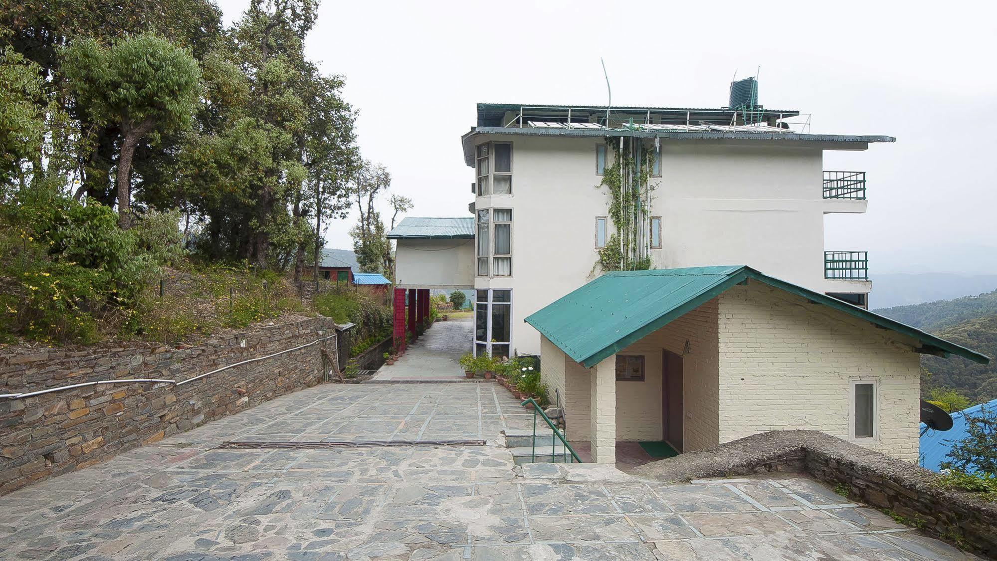 Natureraga Fernhill Resort Chail Dış mekan fotoğraf