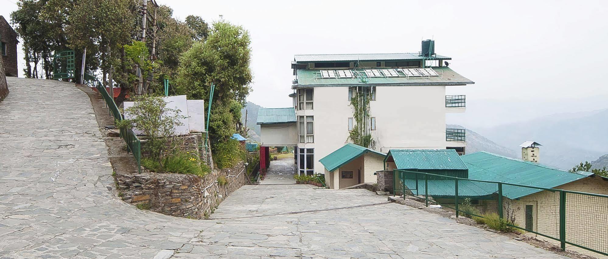 Natureraga Fernhill Resort Chail Dış mekan fotoğraf