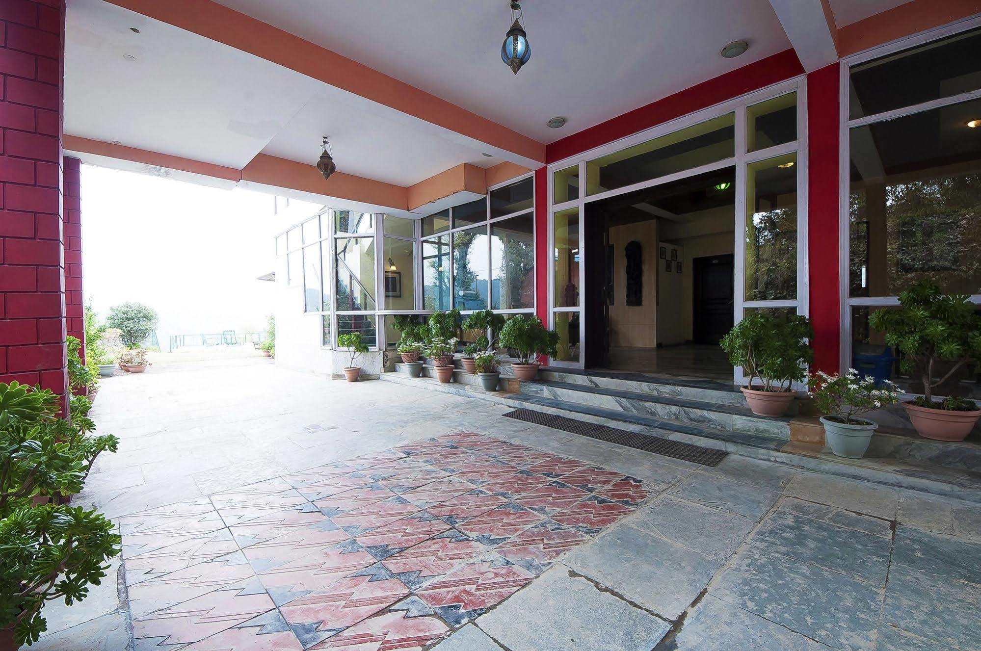 Natureraga Fernhill Resort Chail Dış mekan fotoğraf