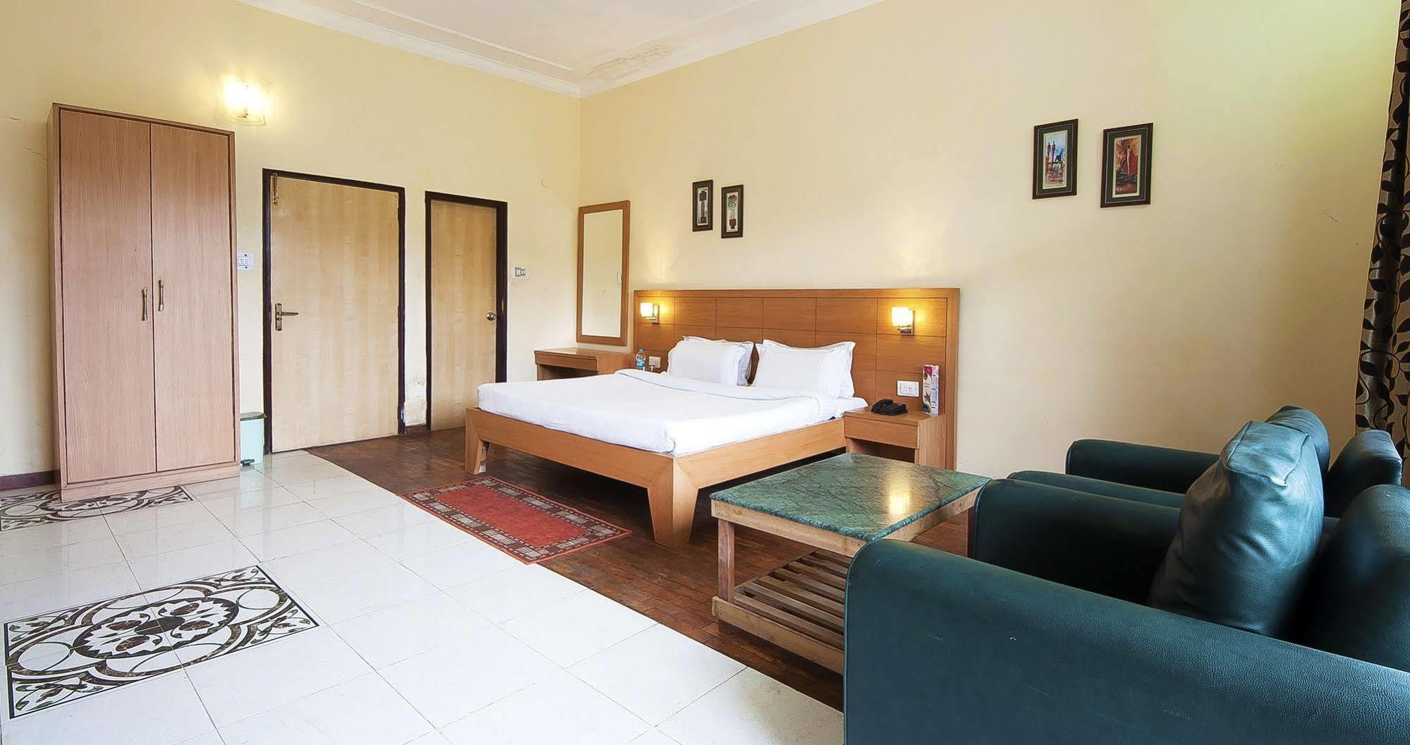 Natureraga Fernhill Resort Chail Dış mekan fotoğraf